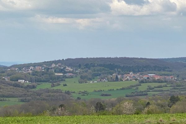 Vue du village depuis le point de vue de Sainte-Anne